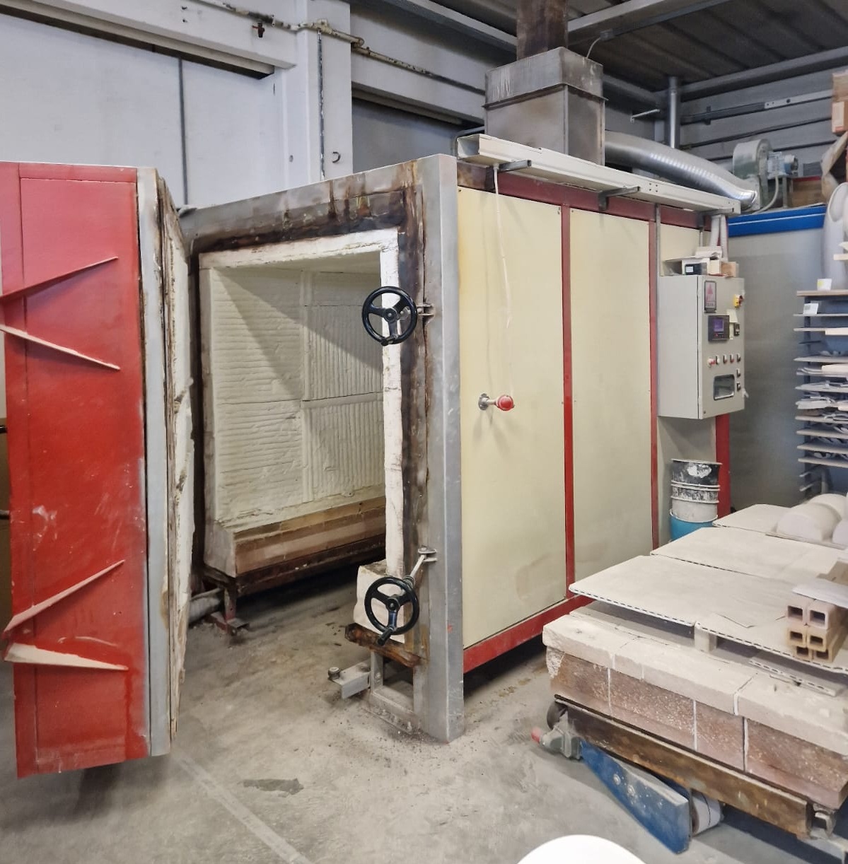 Four industriel JOB Impianti s.r.l. STC2400