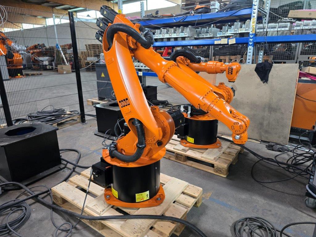 Robot industriel Kuka KR16L6-2