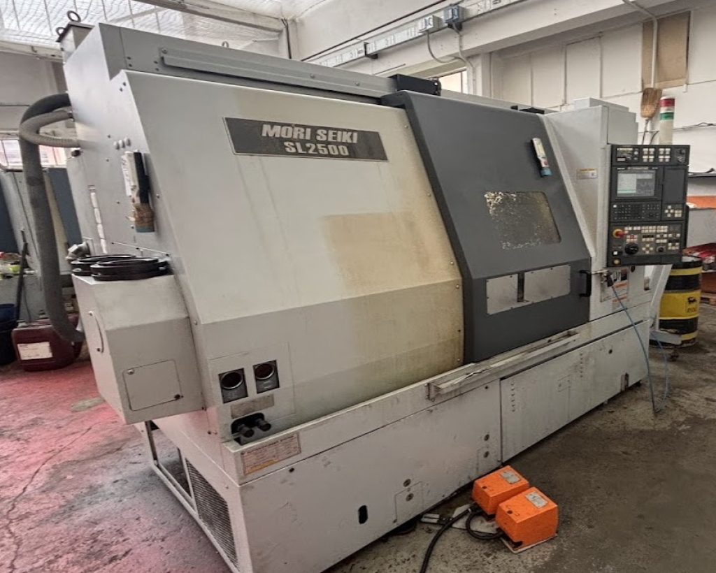 Tour motorisé cnc Mori Seiki SL2500Y 650 d'occasion