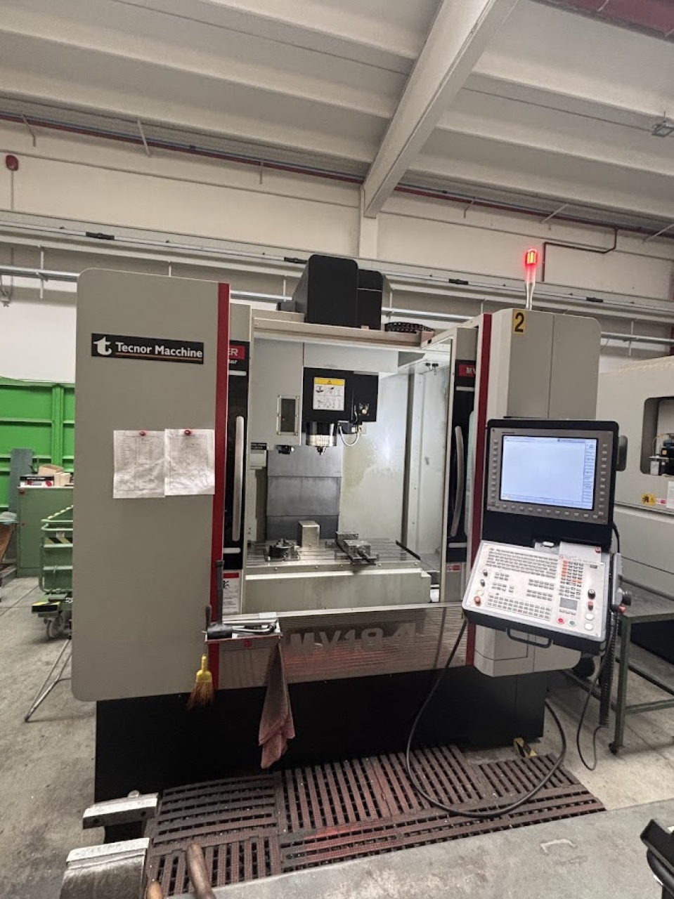 Centre d'usinage vertical QUASER MV184P 12B d'occasion