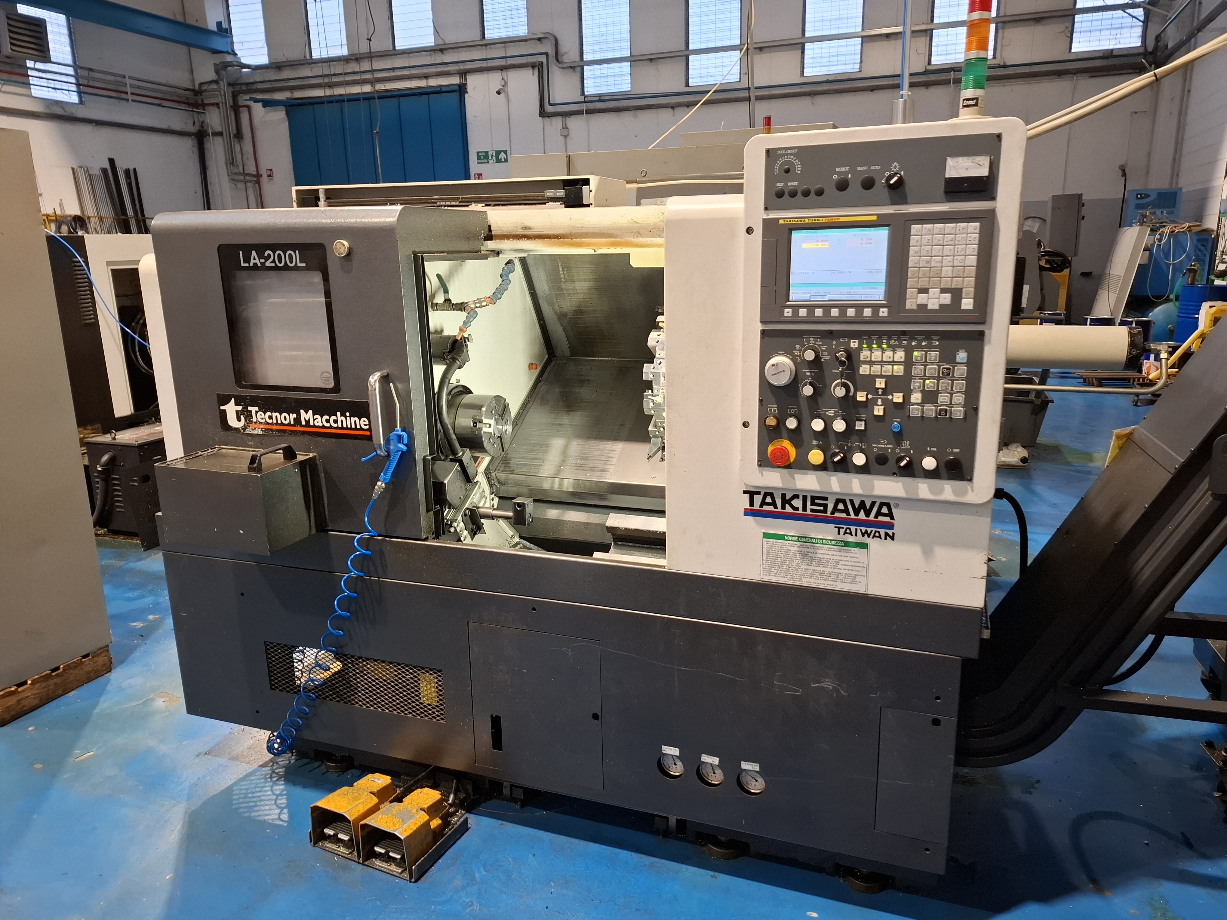 Tour cnc TAKISAWA LA200L