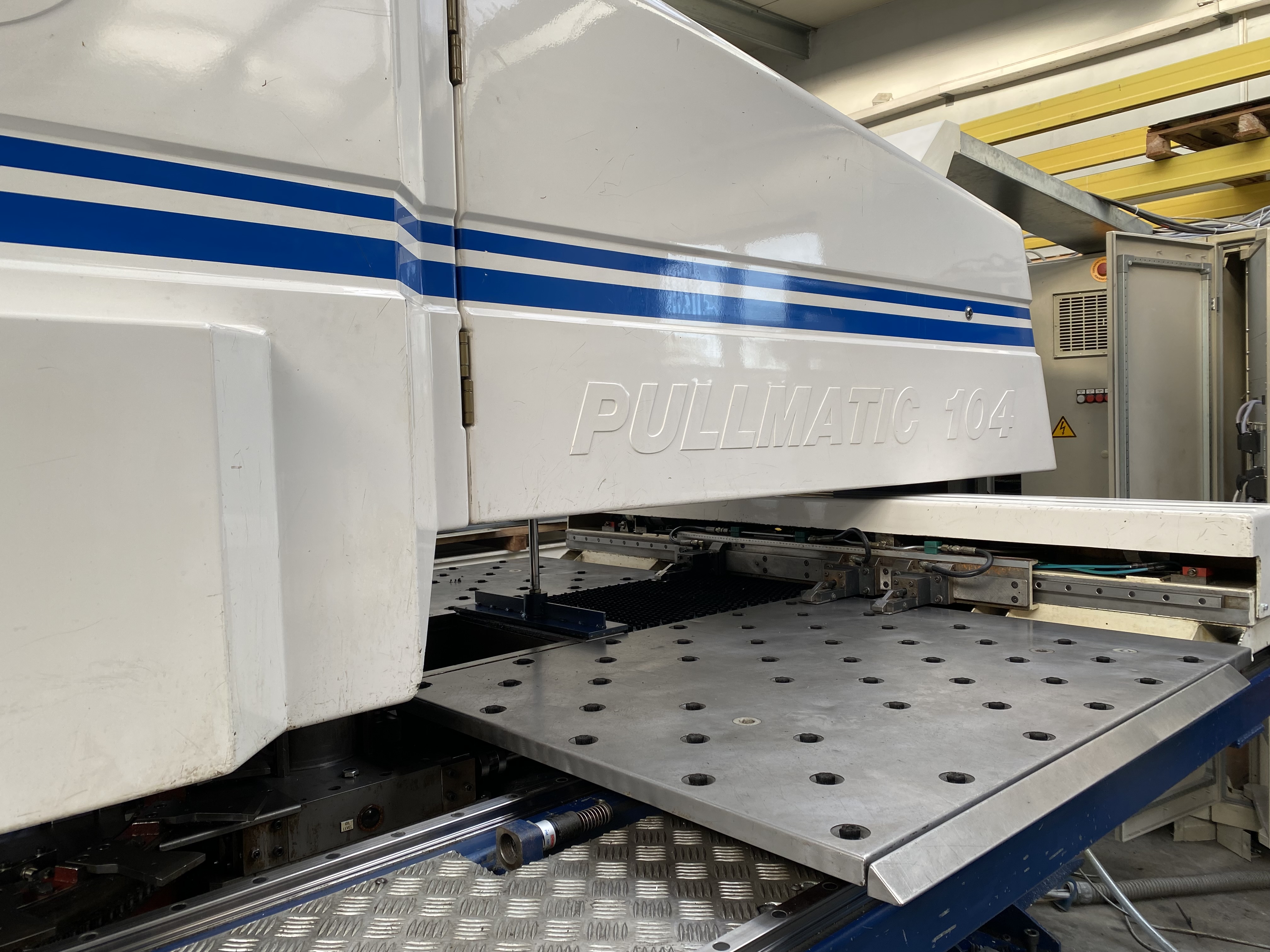 Poinçonneuse à cnc PULLMAX Pullmativa 104 Bonne affaire