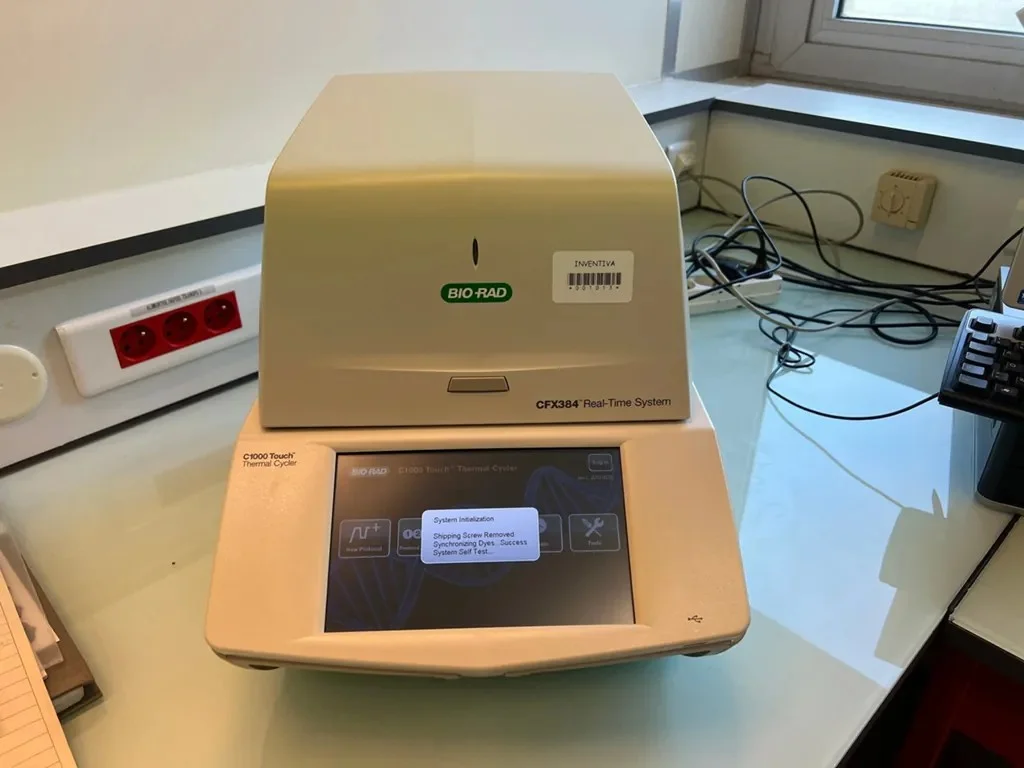 Thermocycleur PCR BIO-RAD CFX 384 Touch Faible nombre d'heures