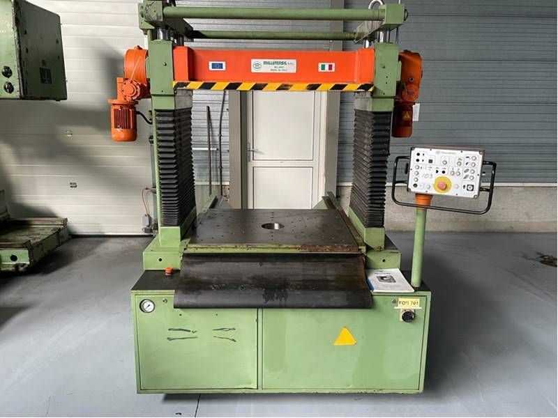 Presse hydraulique MILLUTENSIL BV26