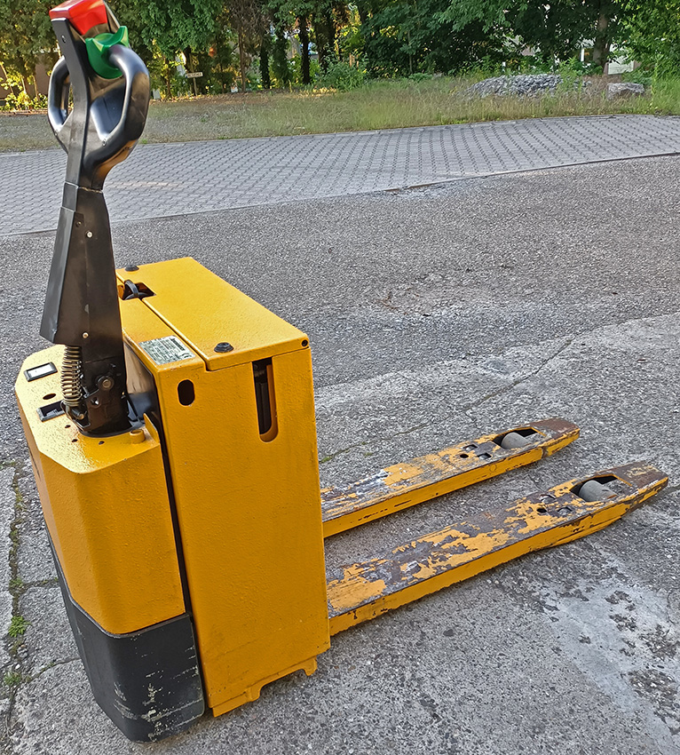 Transpalette Jungheinrich EJE-A 16/4-120-52 Faible nombre d'heures