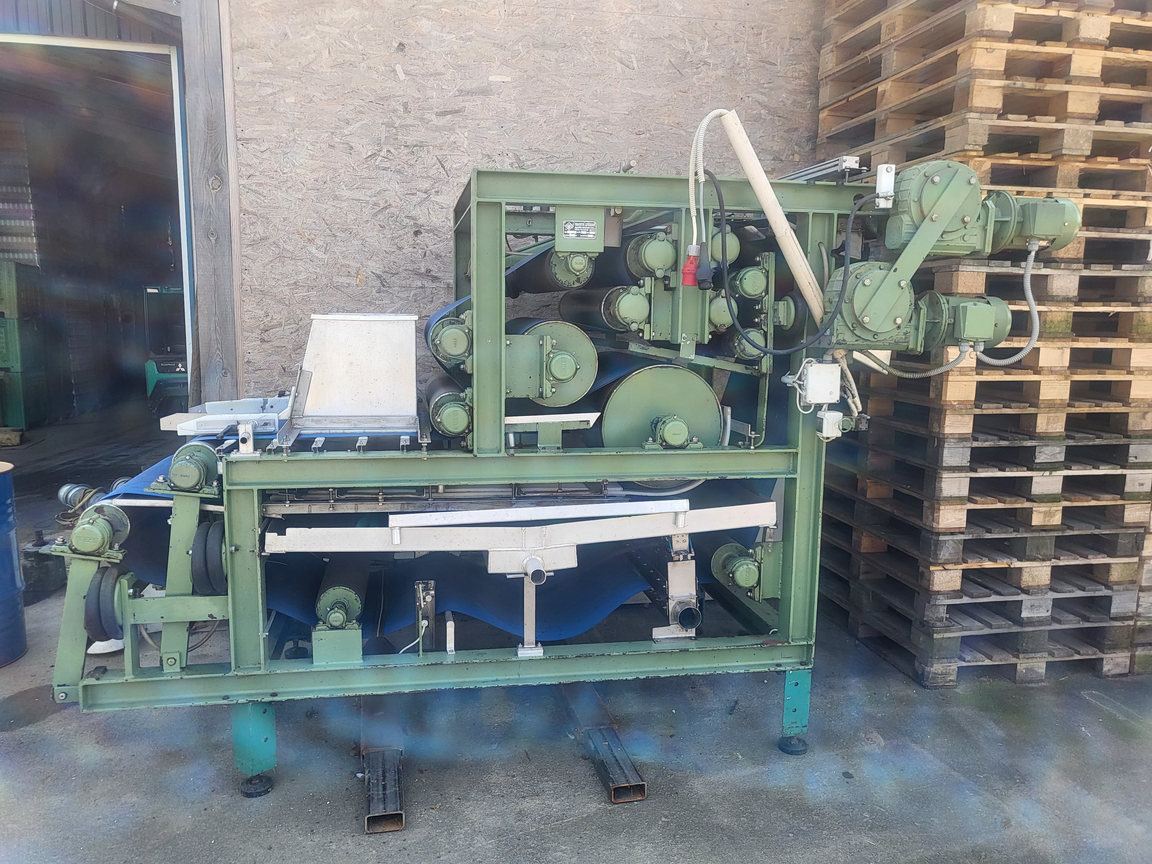 Valentin Stossier B 801/2 presse à double bande JUICE