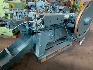 Machine à fabriquer des clous Wafios S 110 /3