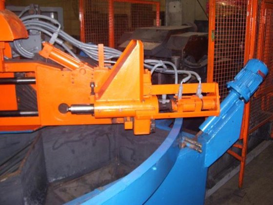 Machine de moulage par gravité MAS - Modèle P2M