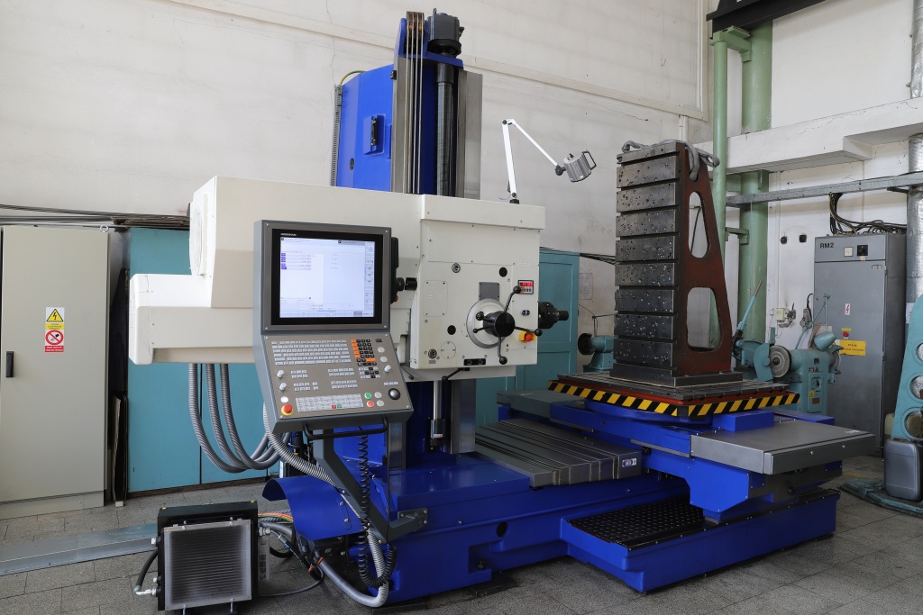 Aléseuse à montant fixe CNC TOS Varnsdorf WH 10 CNC