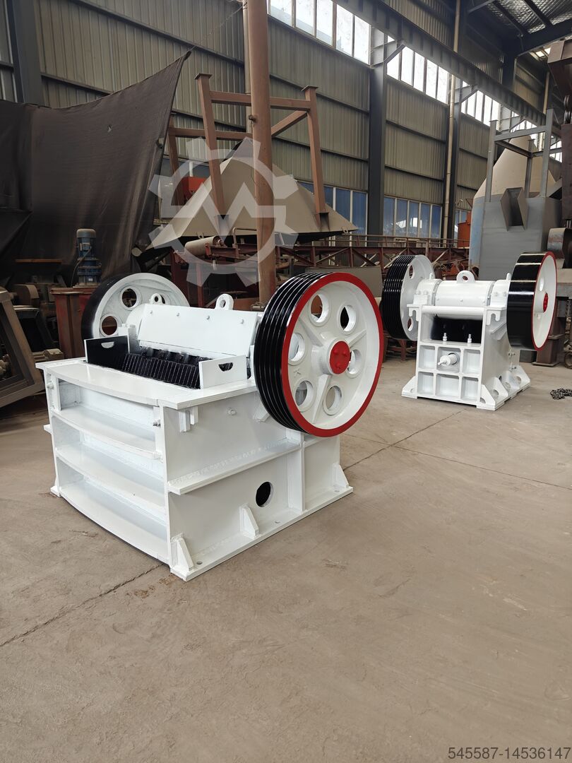 Crushing equipment Jaw crusher PE900X1200 stone crusher plant 300-500 tph