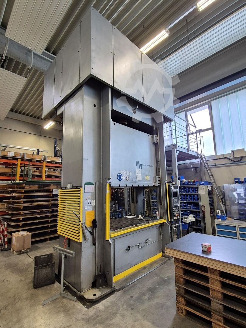 Hydraulic press MÜLLER-WEINGARTEN SLZ 250-20.4.1