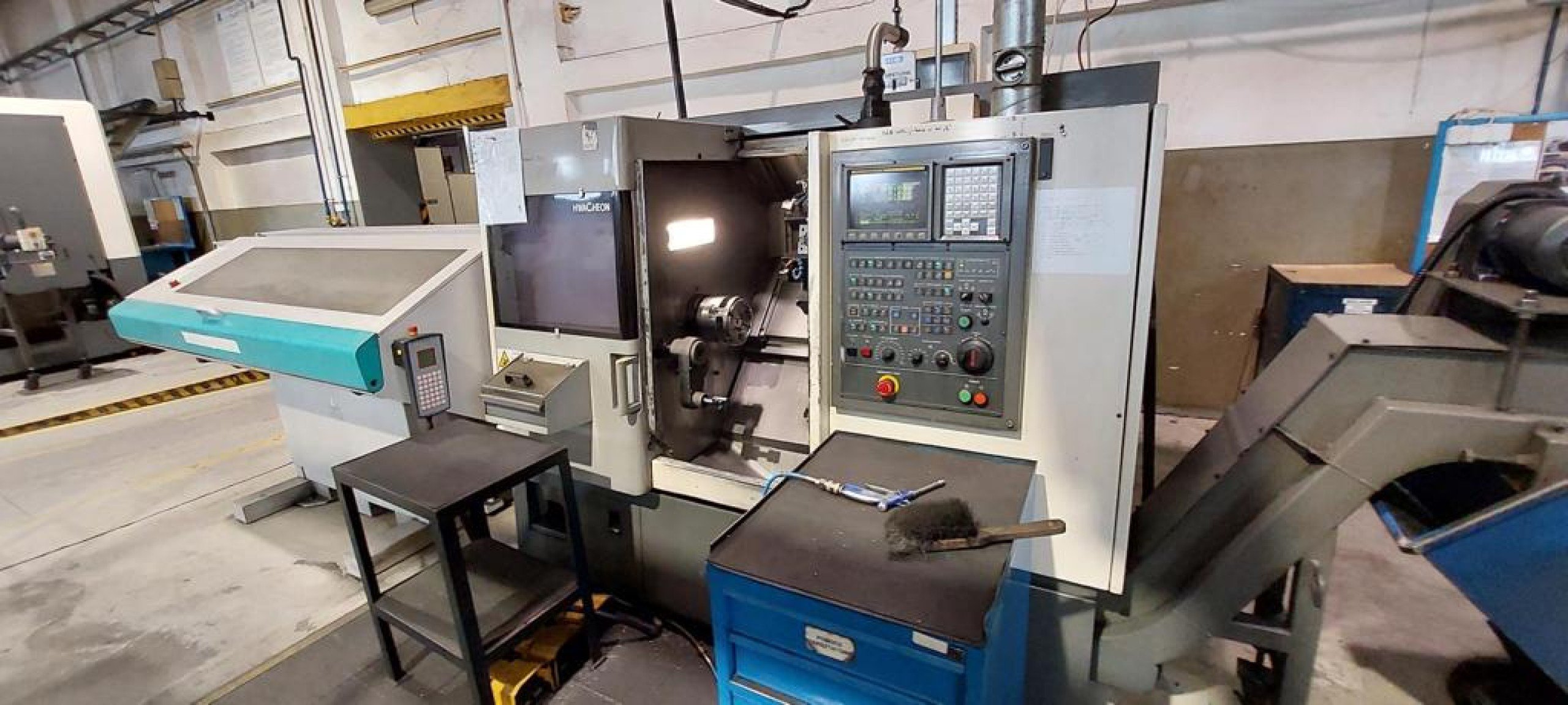 Tour cnc HWACHEON CUTEX 160