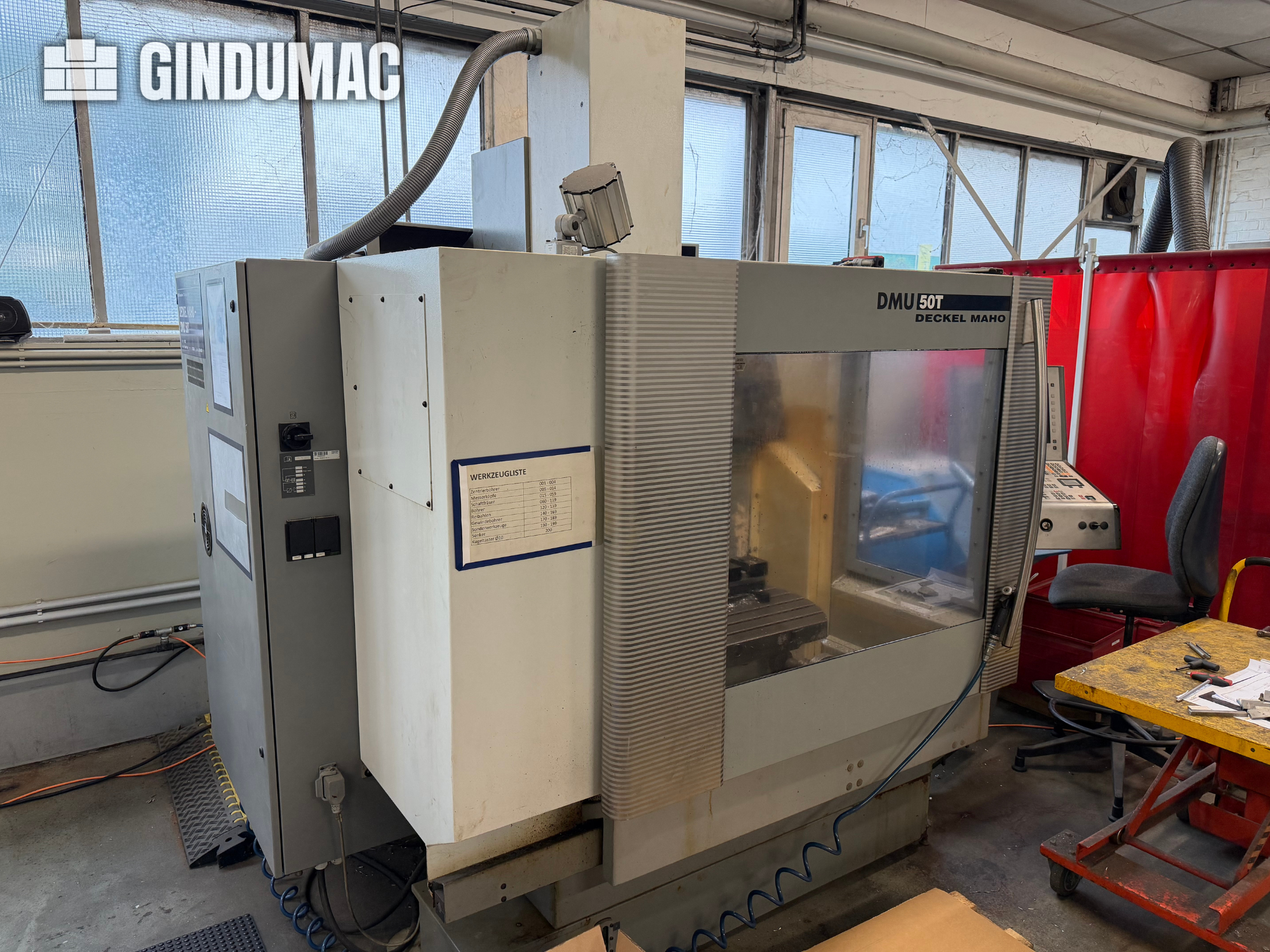 Centre d'usinage 5 axes DECKEL MAHO DMU 50T