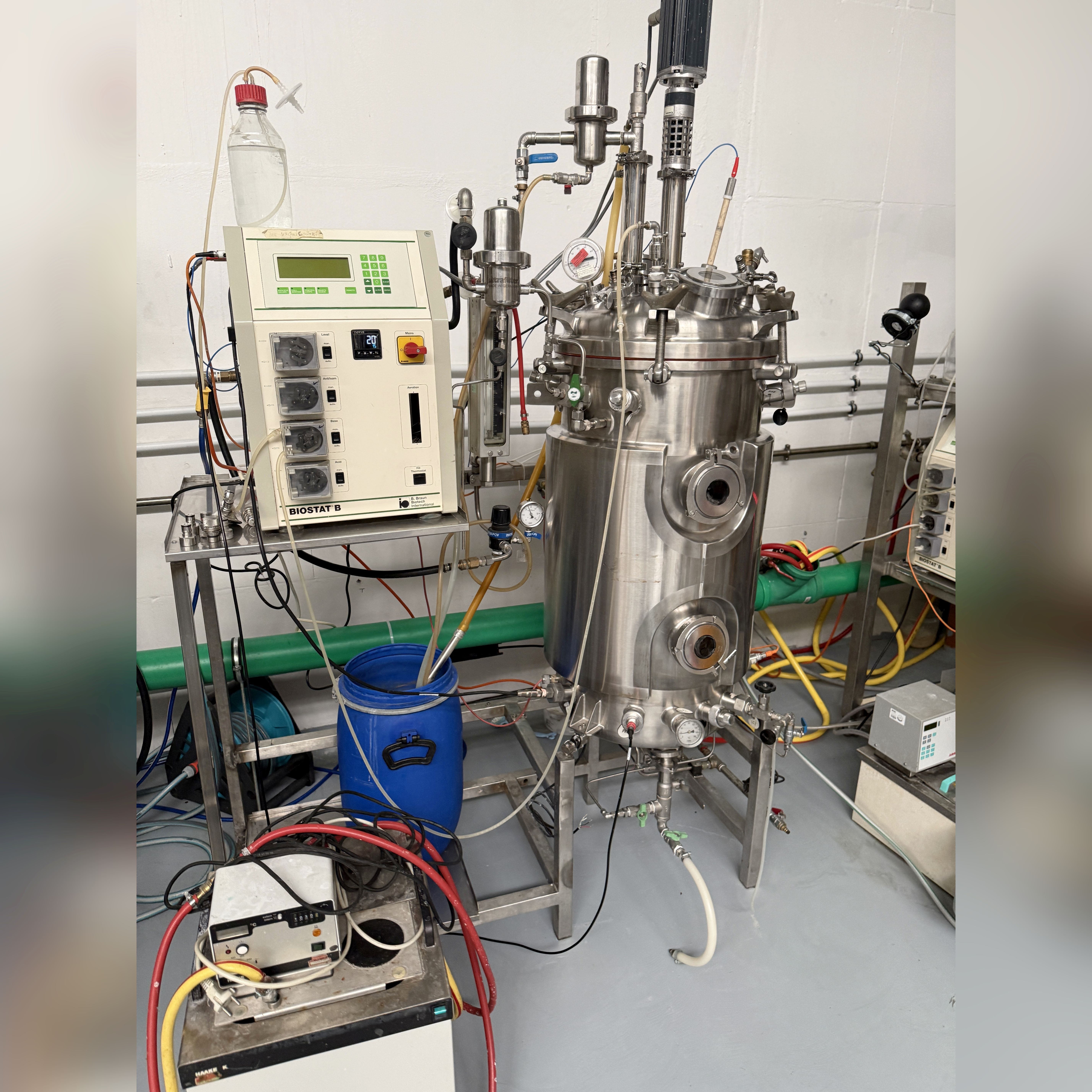 Precision Stainless INC. Springfield 3310 bioréacteur/fermenteur tempéré de 150 litres en V4A