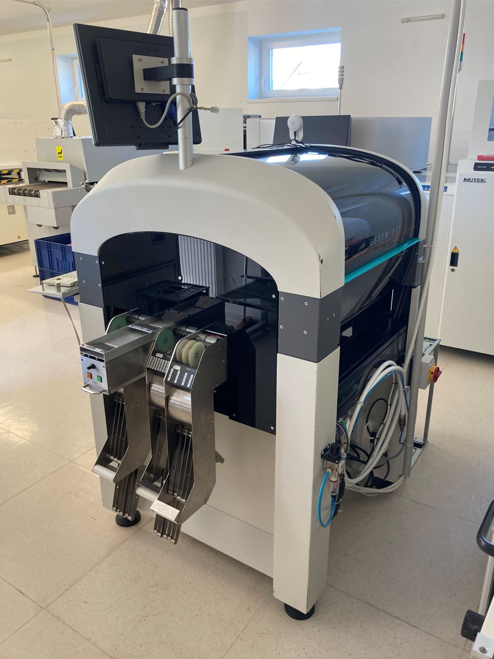 Machine de placement Essemtec FLX2010 V