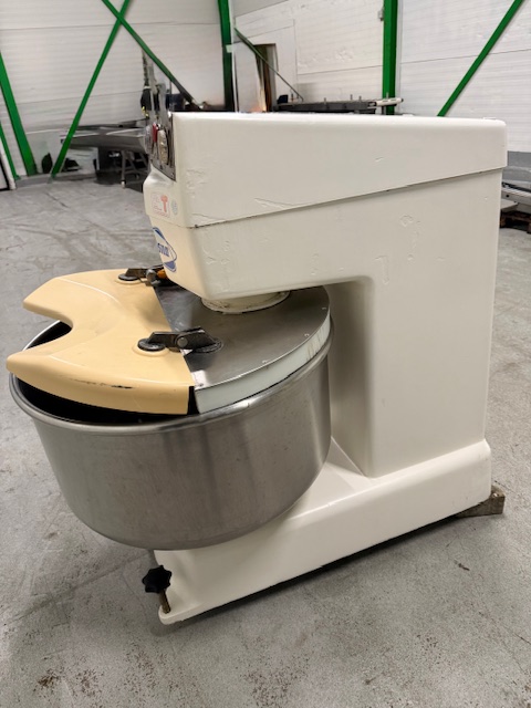 Pétrin Diosna SP 120 D