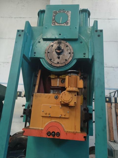 Presse excentrique ZTS LEK 160