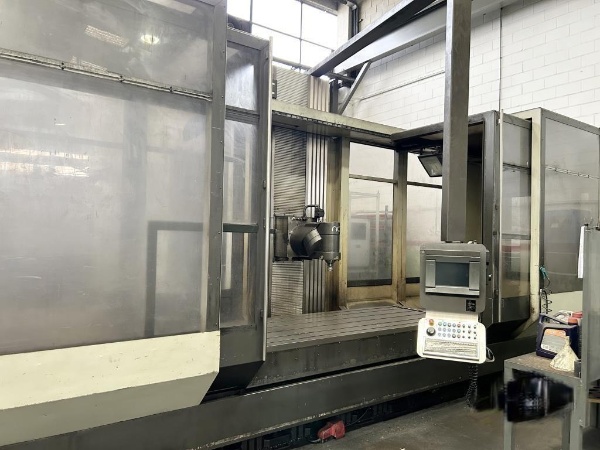 Fraiseuse cnc à banc fixe CORREA BRAVA-30