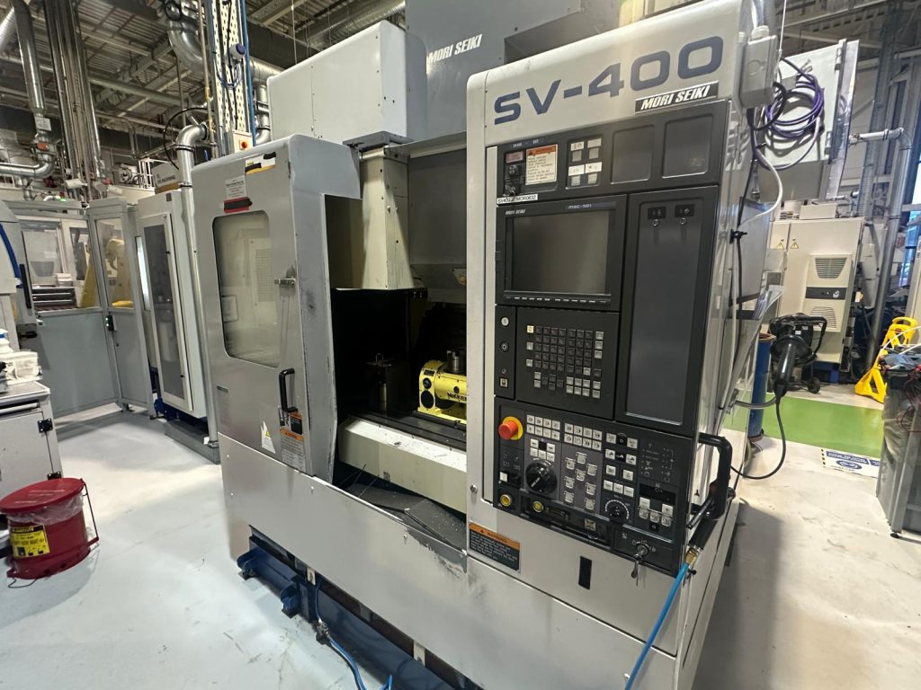 Centre d'usinage vertical MORI SEIKI SV-400