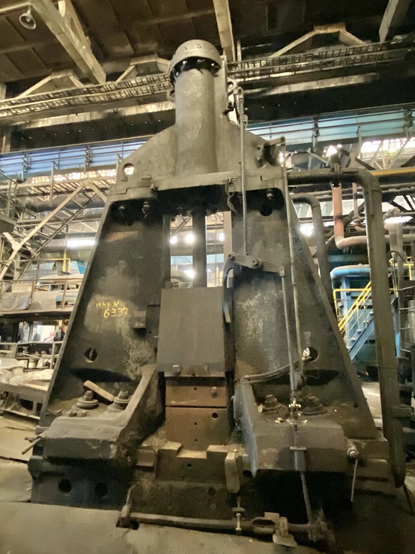 3,15 tonnes Forgeage au marteau Pneumatique Stanko M2145