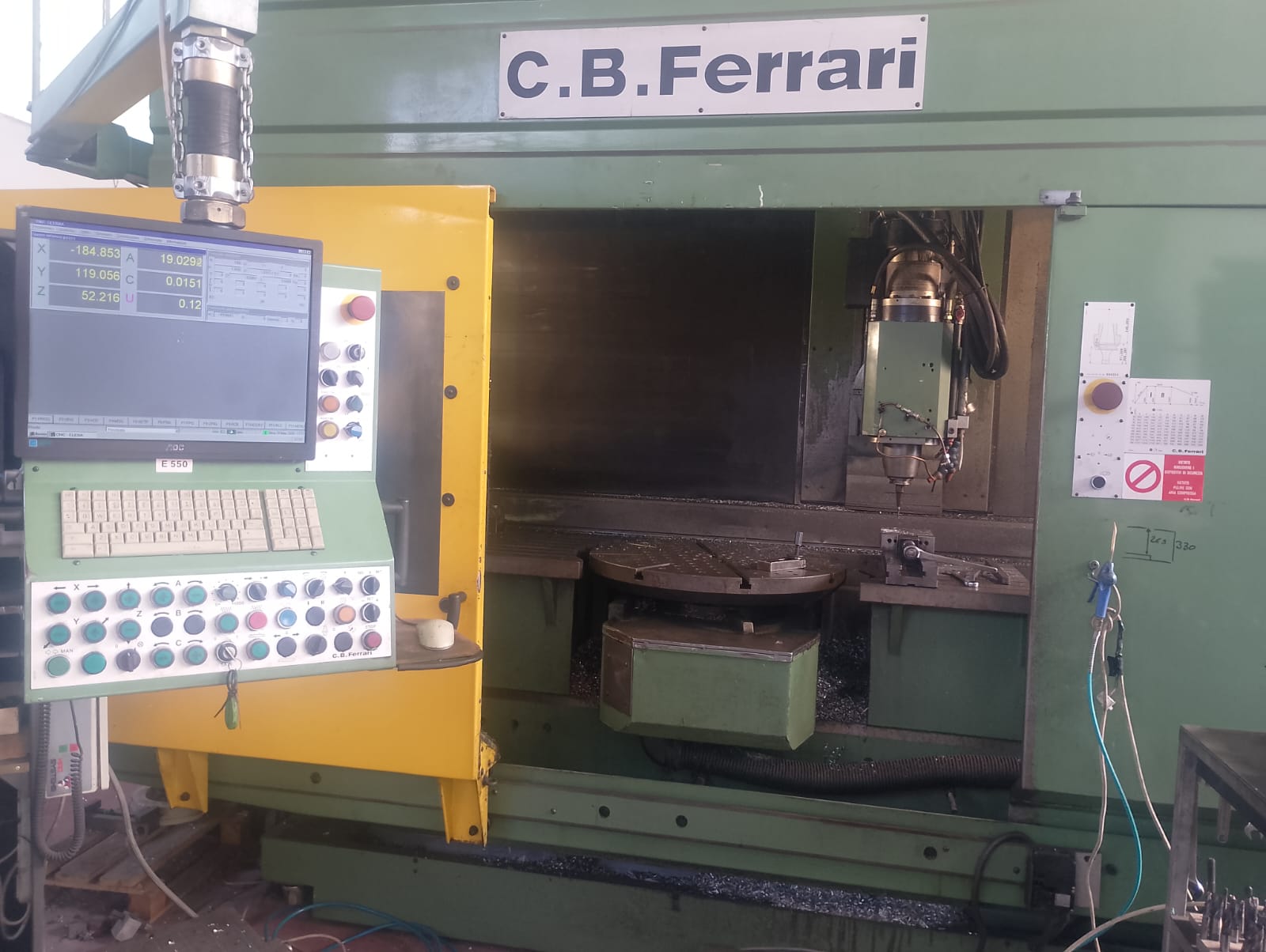Centre d'usinage universel CNC 5 axes C.B. Ferrari
