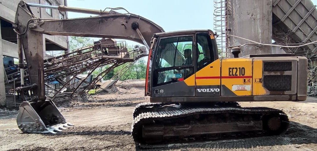 Excavateur VOLVO EC210EB Hot deal Bonne affaire
