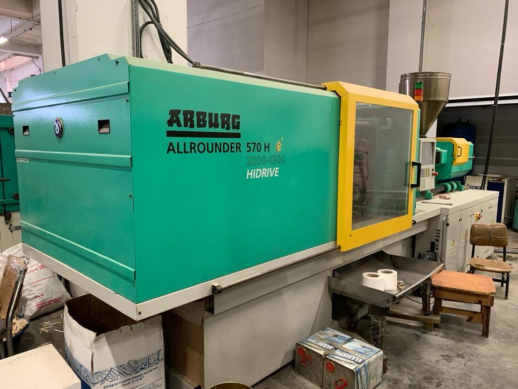 Presse à injecter Arburg 570H 2000-1300