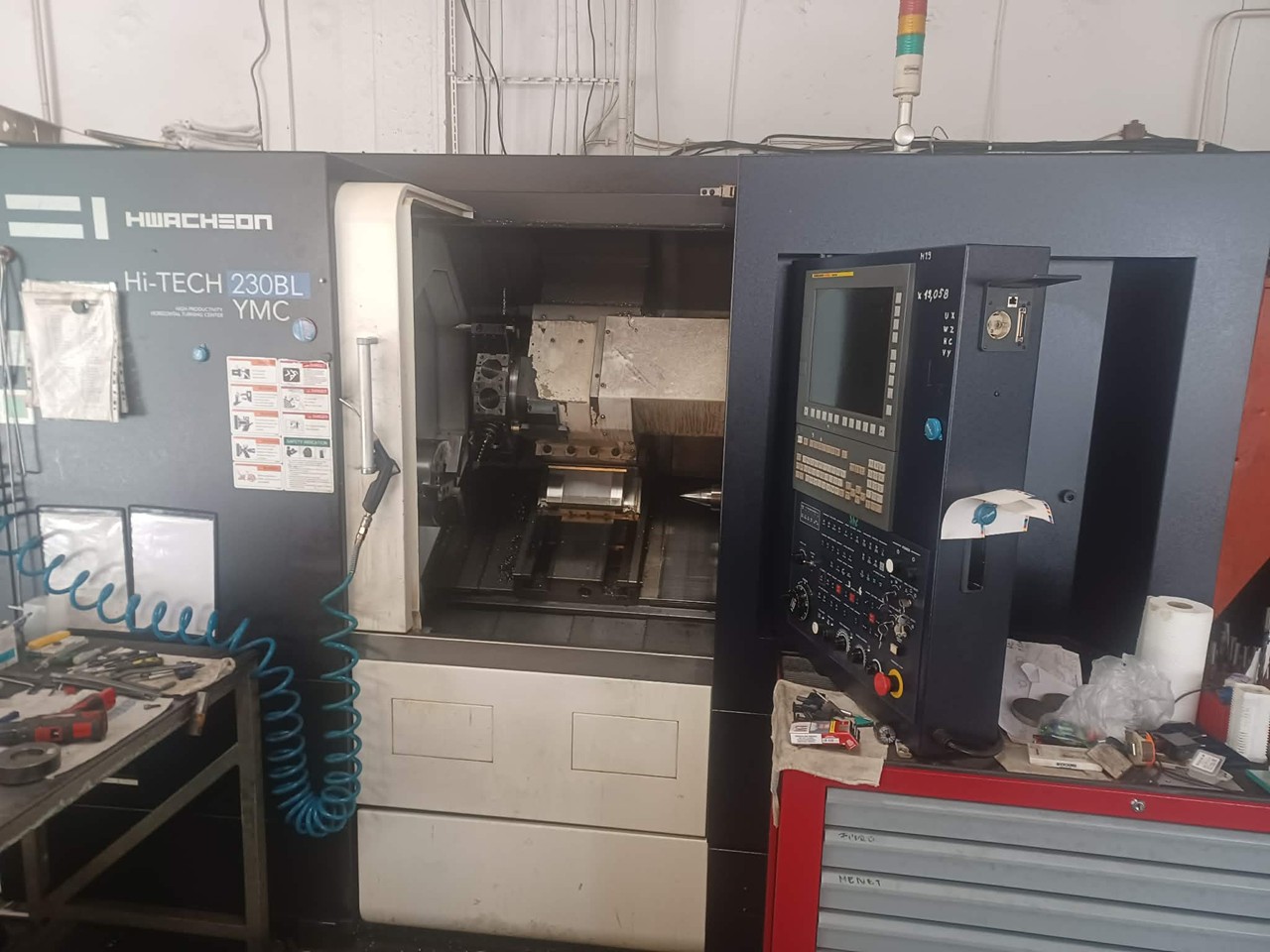 Tour CNC Hwacheon Hi-TECH 230 BL YMC