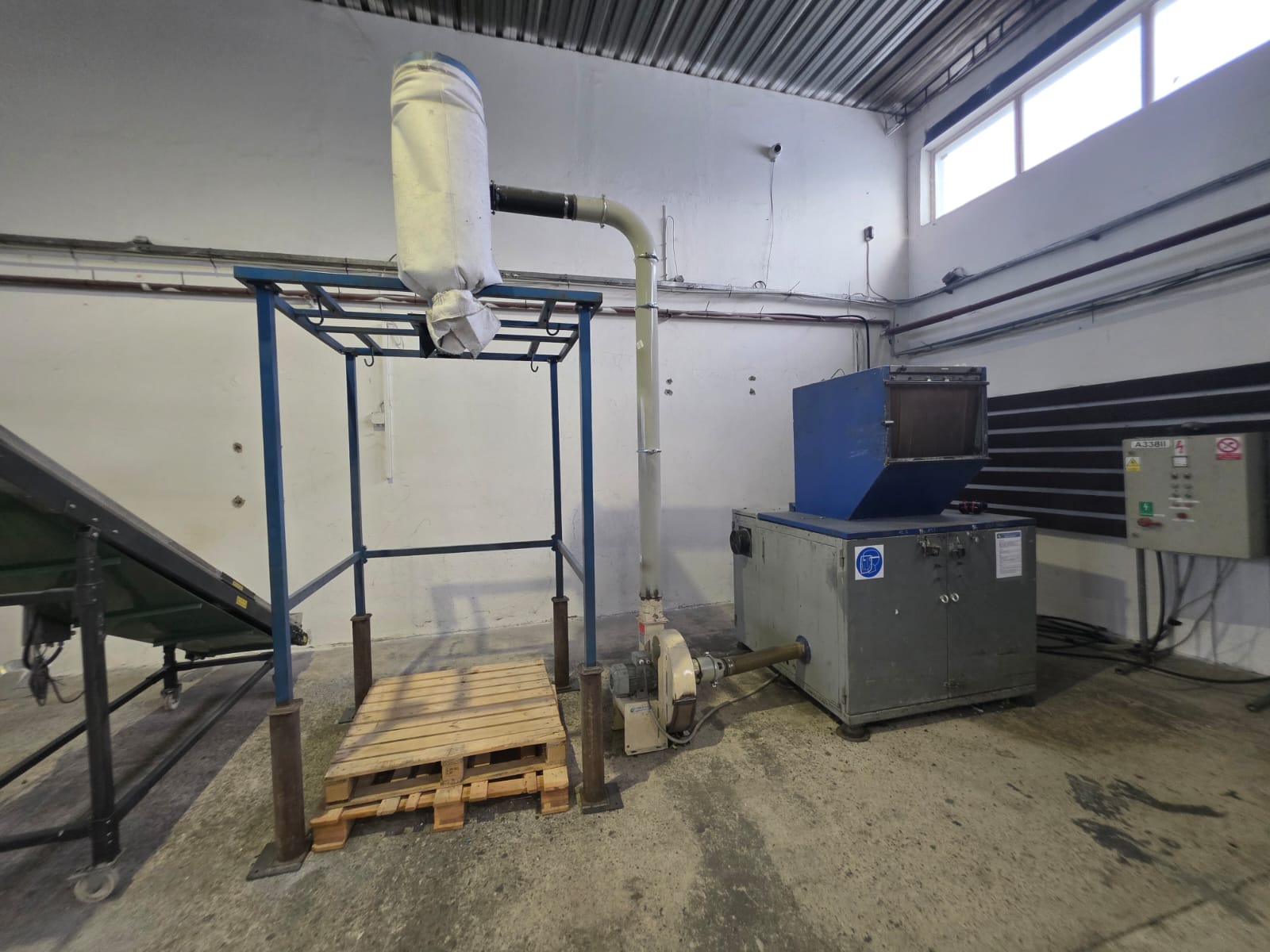 Machine pour le plastique AA Group Zerma