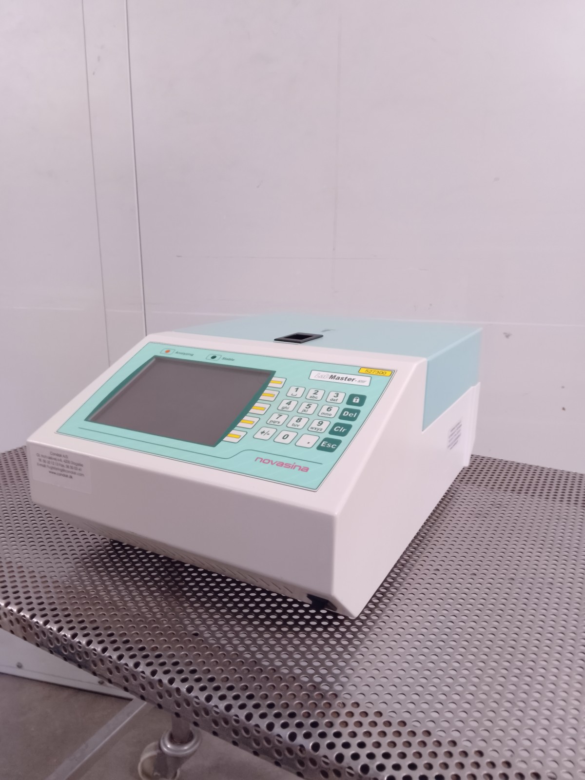 Machine pharmaceutique / chimique NOVASINA LAB MASTER-AW