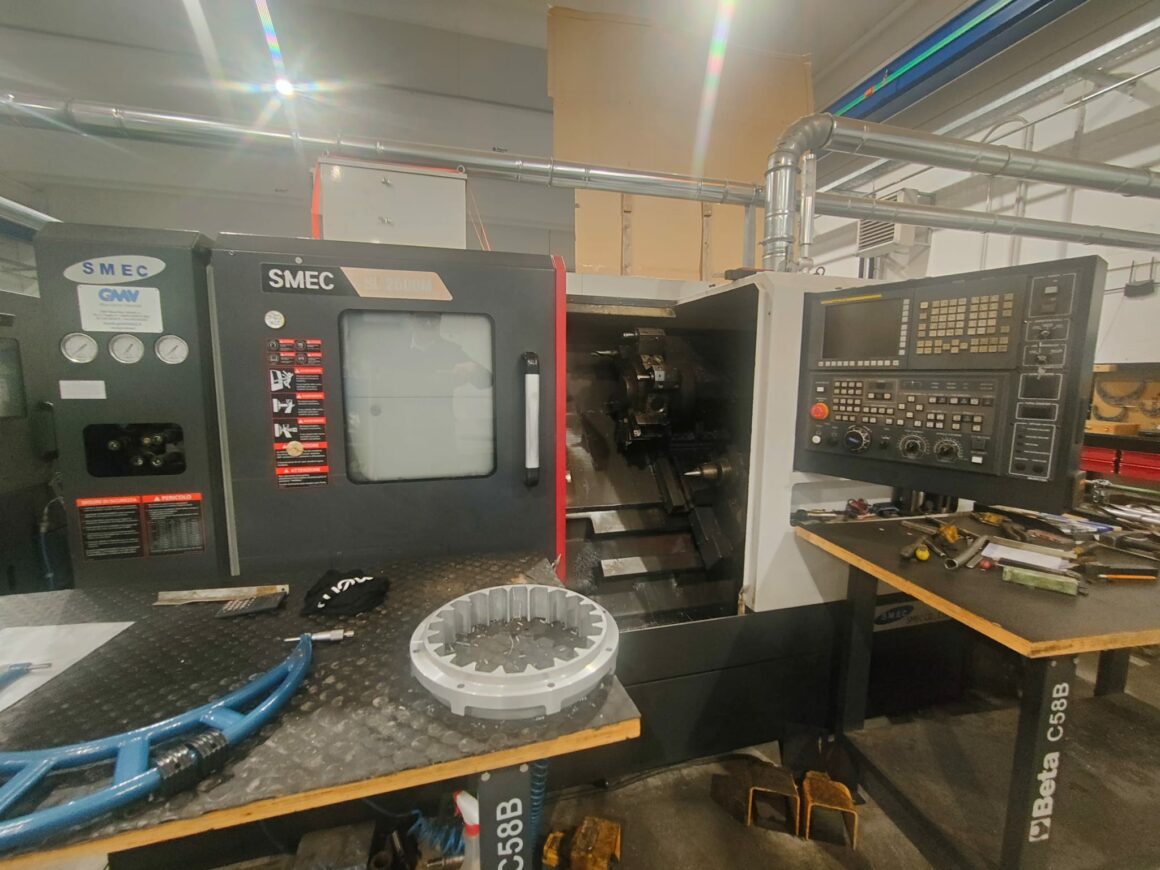 Tour cnc Samsung SL 2500M