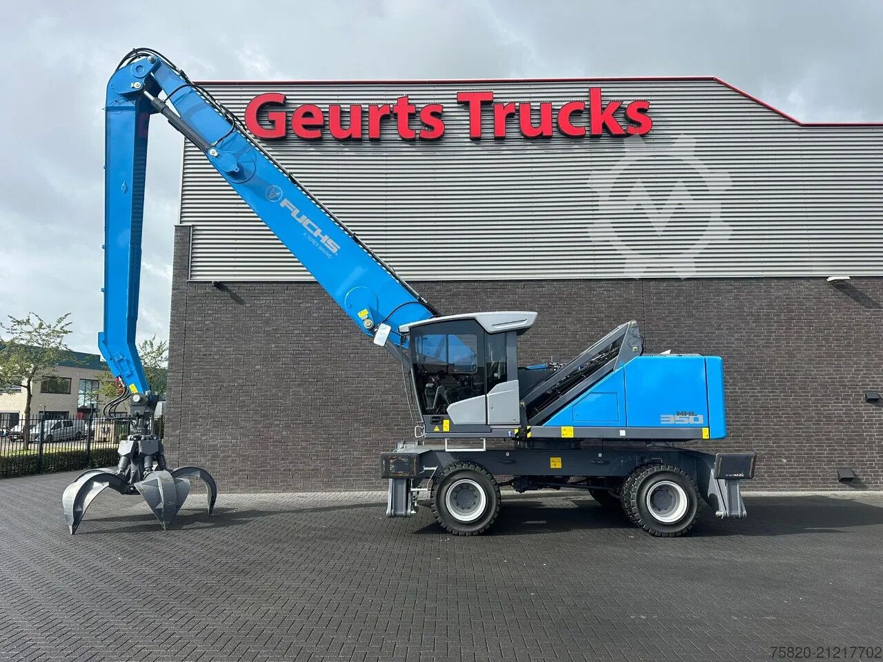 Wheel excavator Fuchs MATERIAL HANDLER/UMSCHLAGBAGGER/OVERSLAGKRAAN 2...