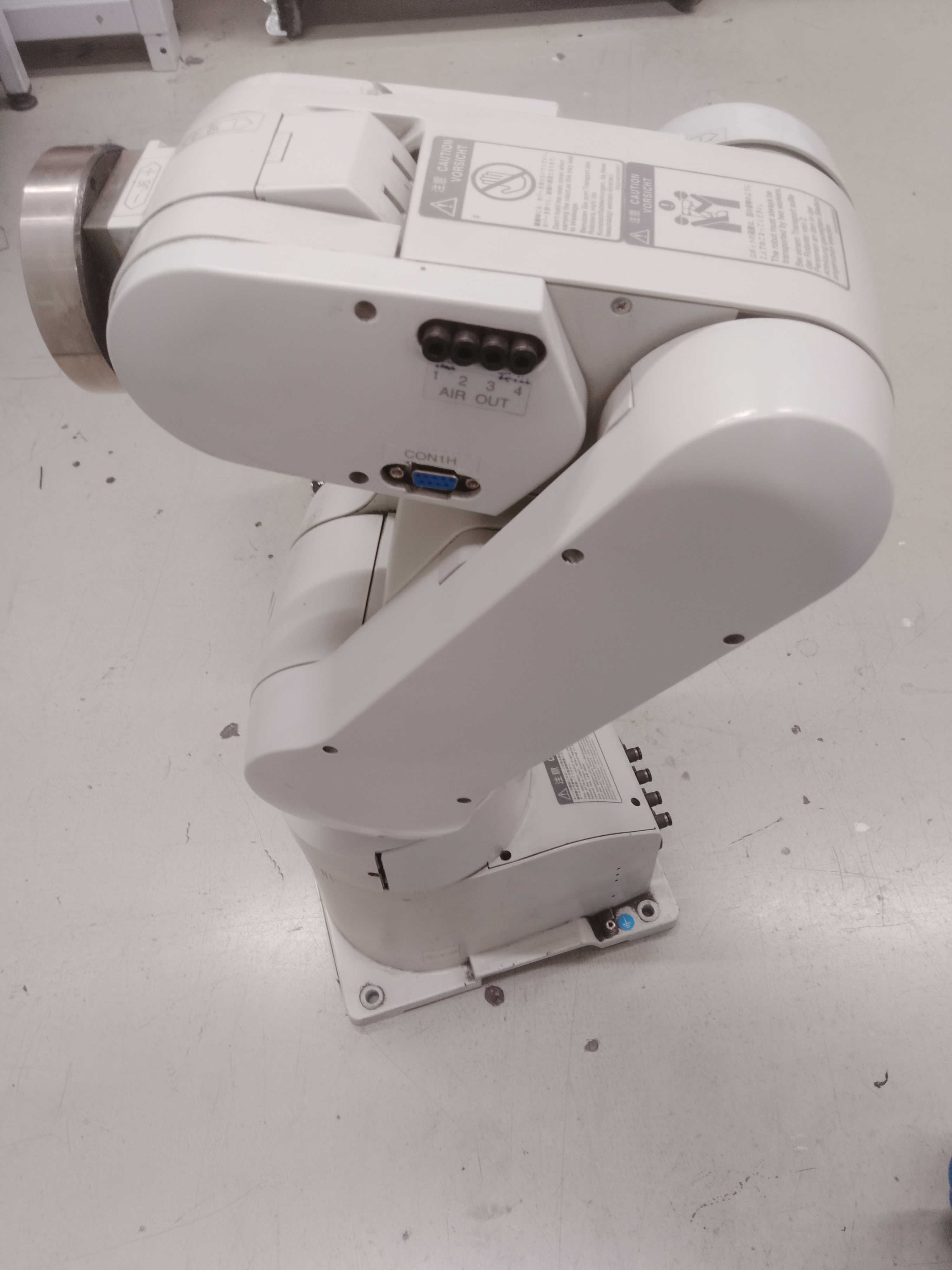 Robot industriel Mitshubishi Melfa RV-2AJ