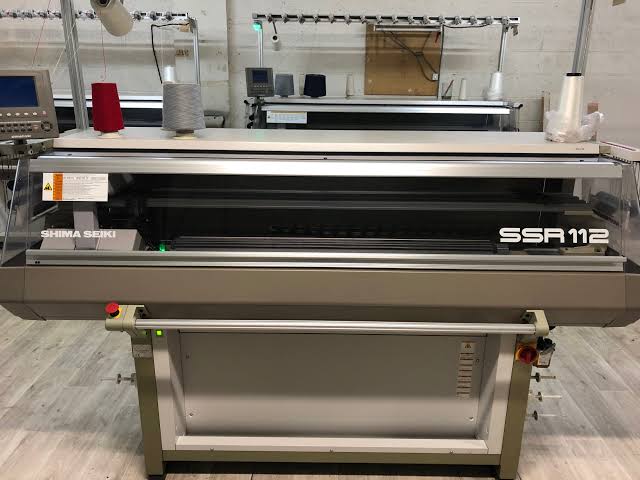 Machine à tricoter plate Shima seiki SSR 14gg
