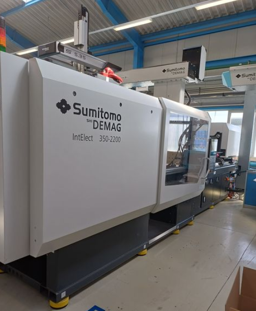Presse à injecter Sumitomo DEMAG IntElect2 350/850-2200 mit Robotersystem