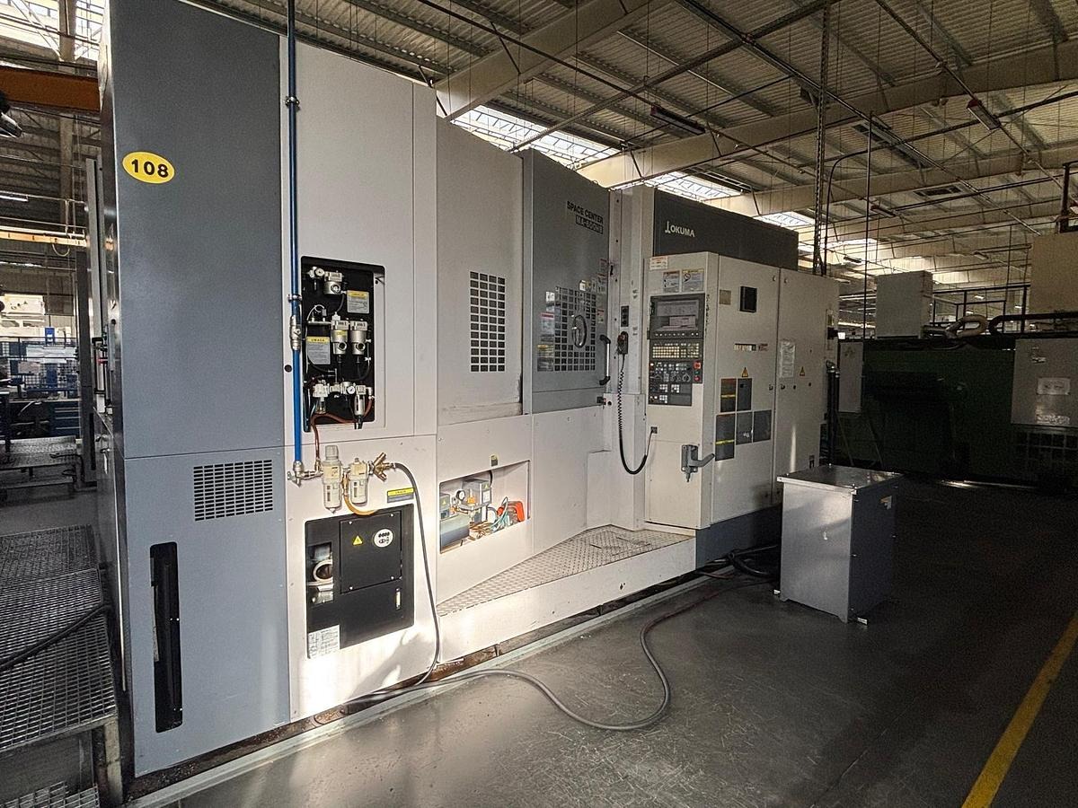 Centre d'usinage horizontal OKUMA MA 600 HB 2 APC d'occasion