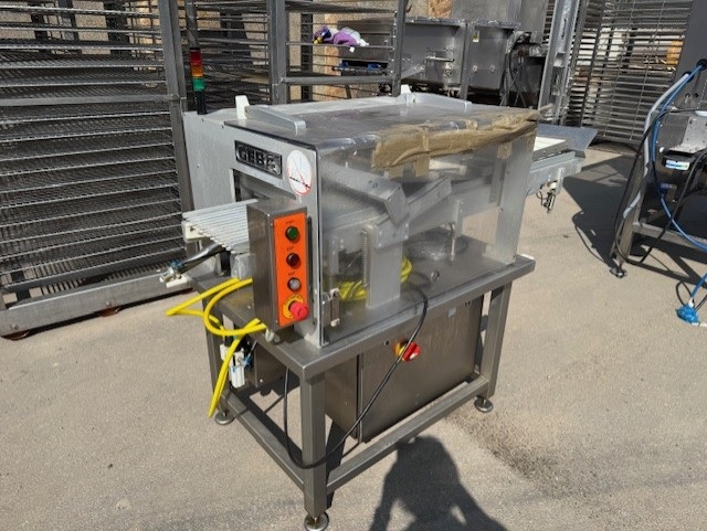 Machine à dépiauter Geba WSM75