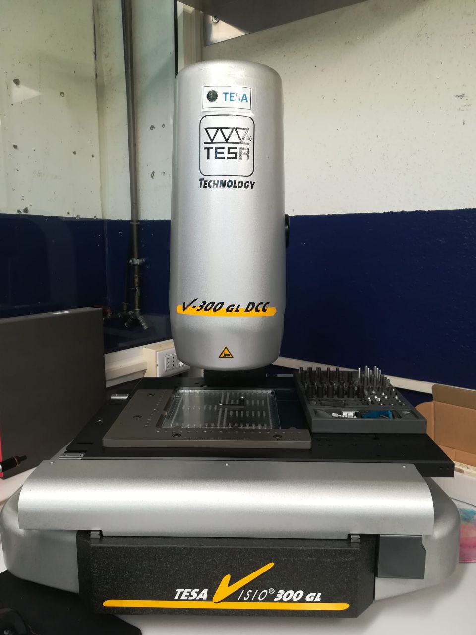 TESA 300 GL