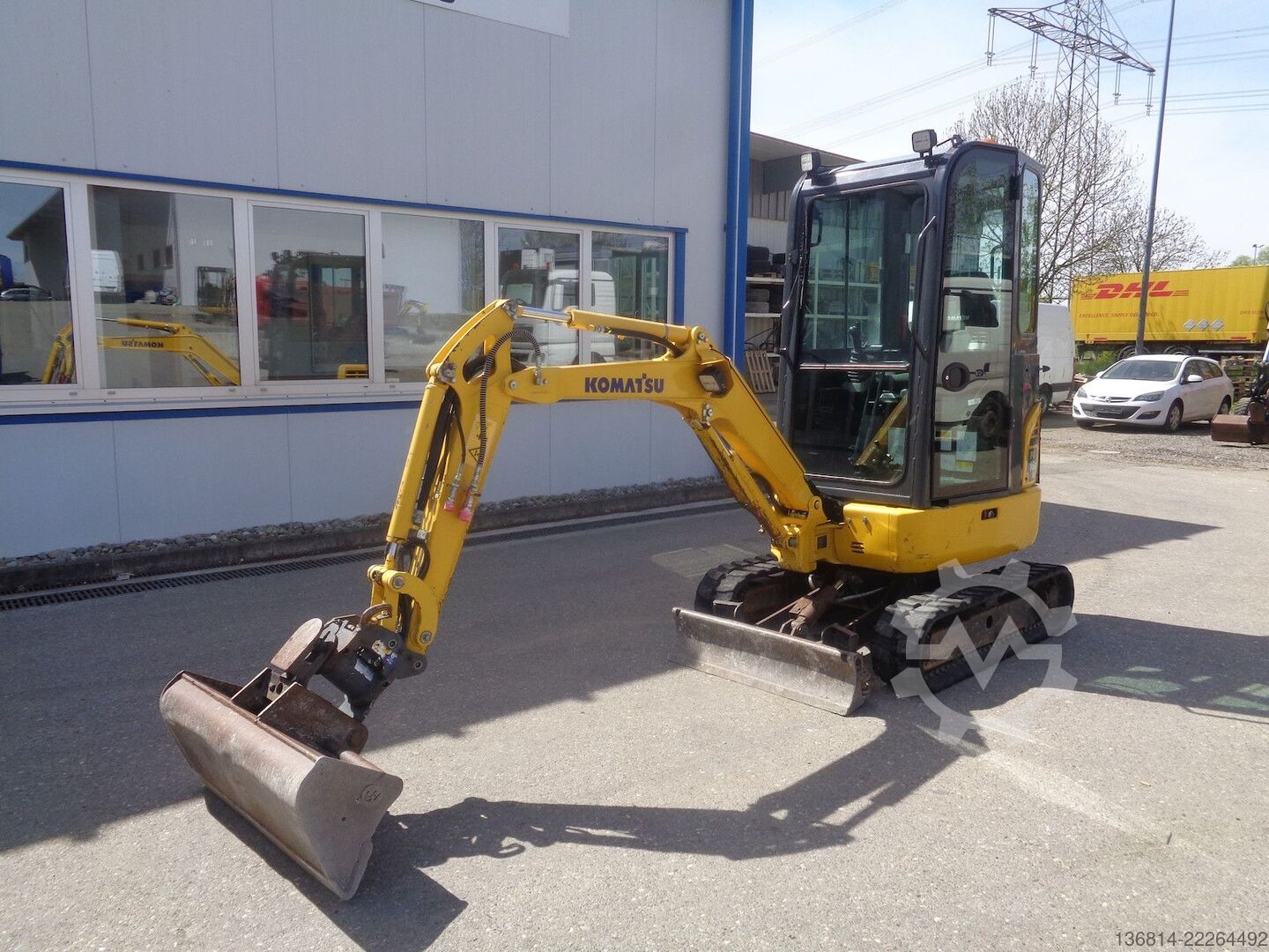 Mini excavator KOMATSU PC16R Powertilt + GL