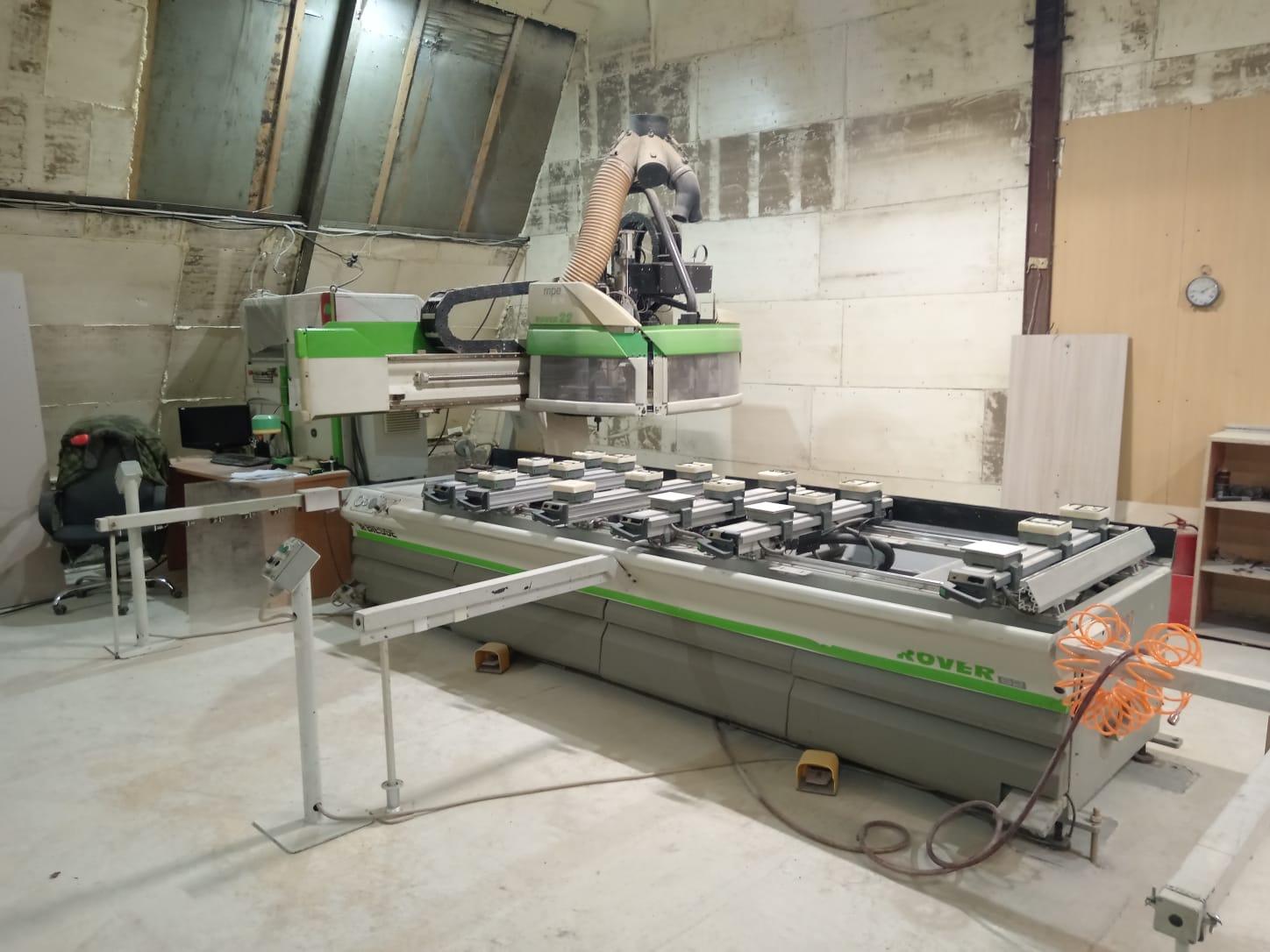 Centre d'usinage à bois cnc Biesse Rover 22 S Bonne affaire