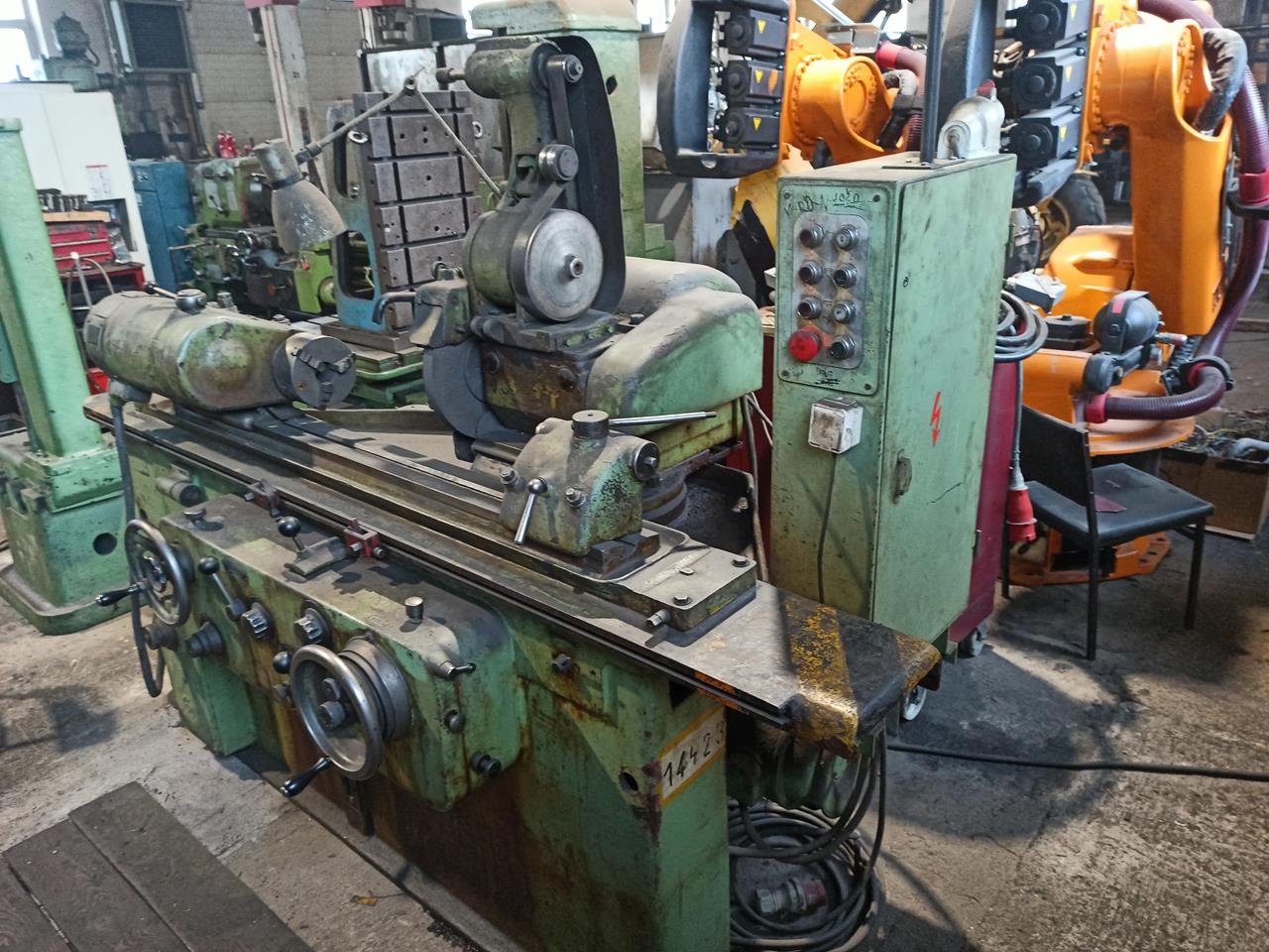 Rectifieuse cylindrique TOS BK 3/750