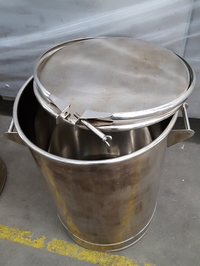 Unknown 75 L