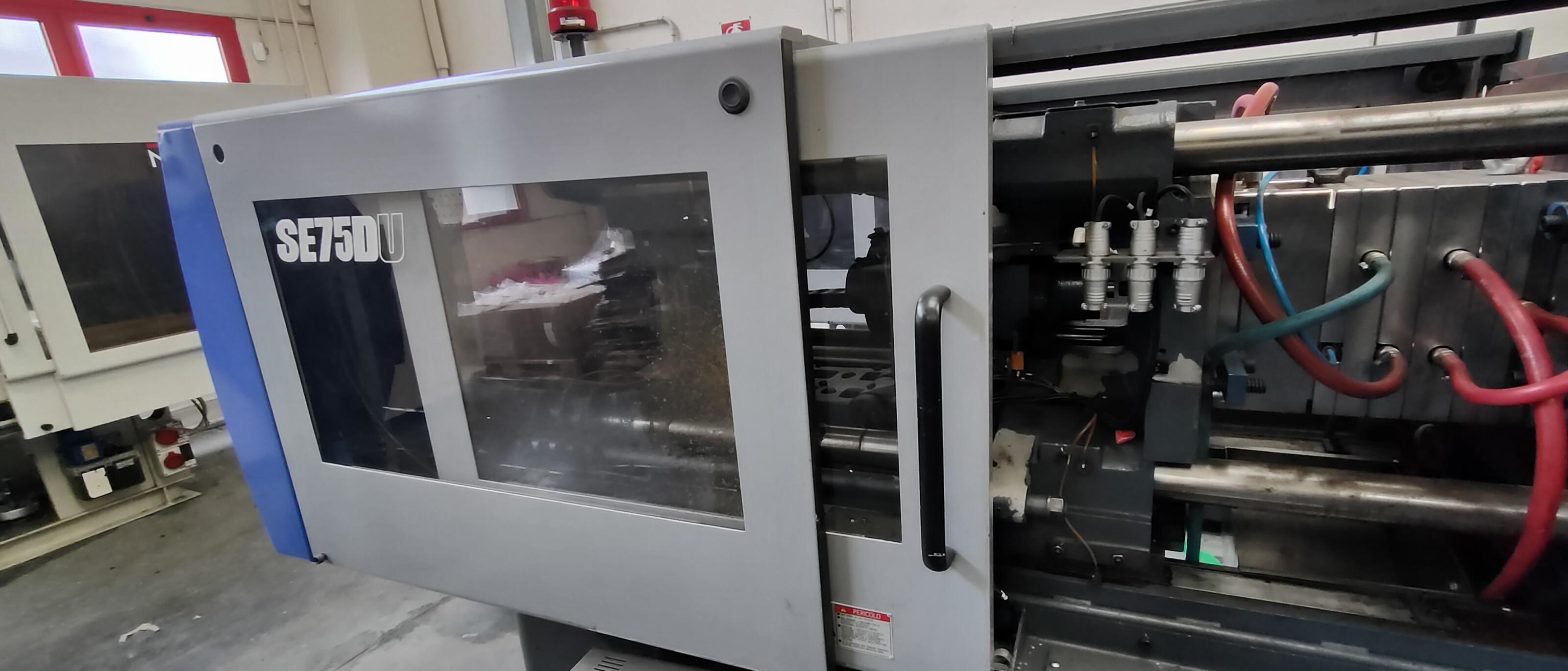 Presse à injecter SUMITOMO SE75DU-C250