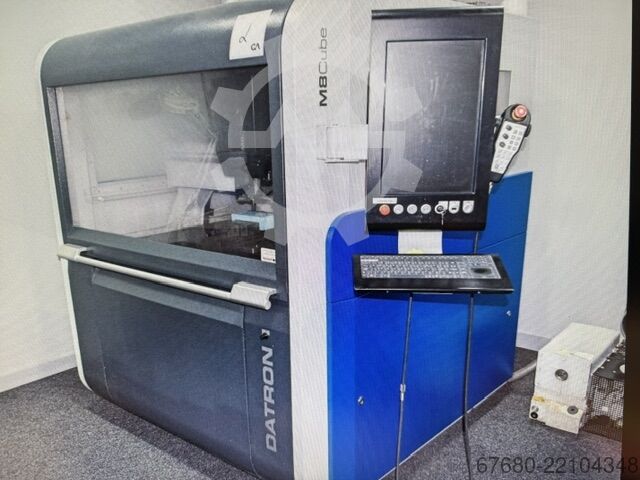 Vertical machining center Datron M8cube