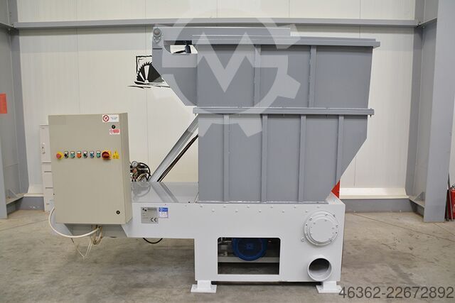 Single shaft shredder Nazzareno K 700