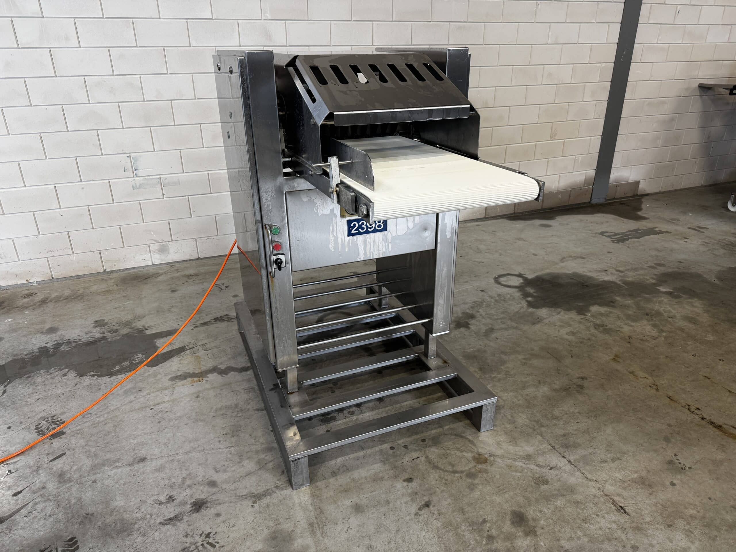 Machine de découpe de viande Nock Cortex CB 435