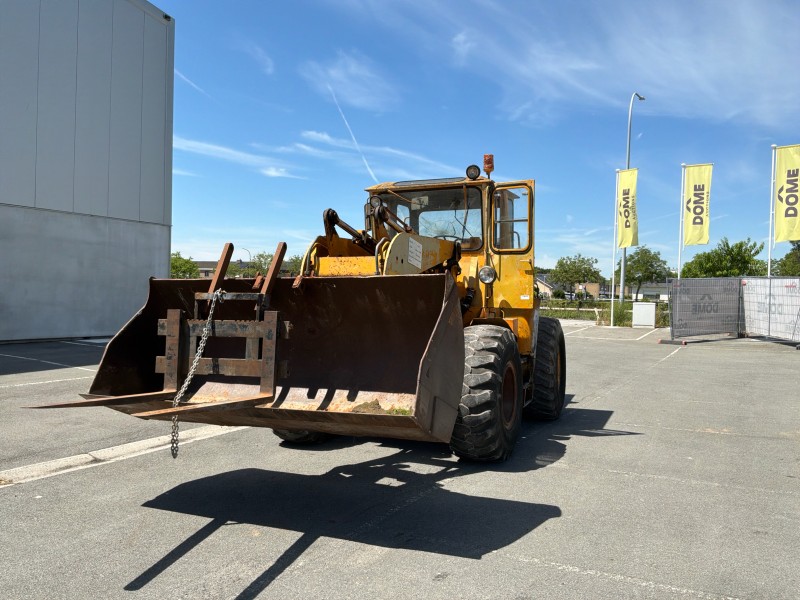 Chargeur Ahlmann AS 12
