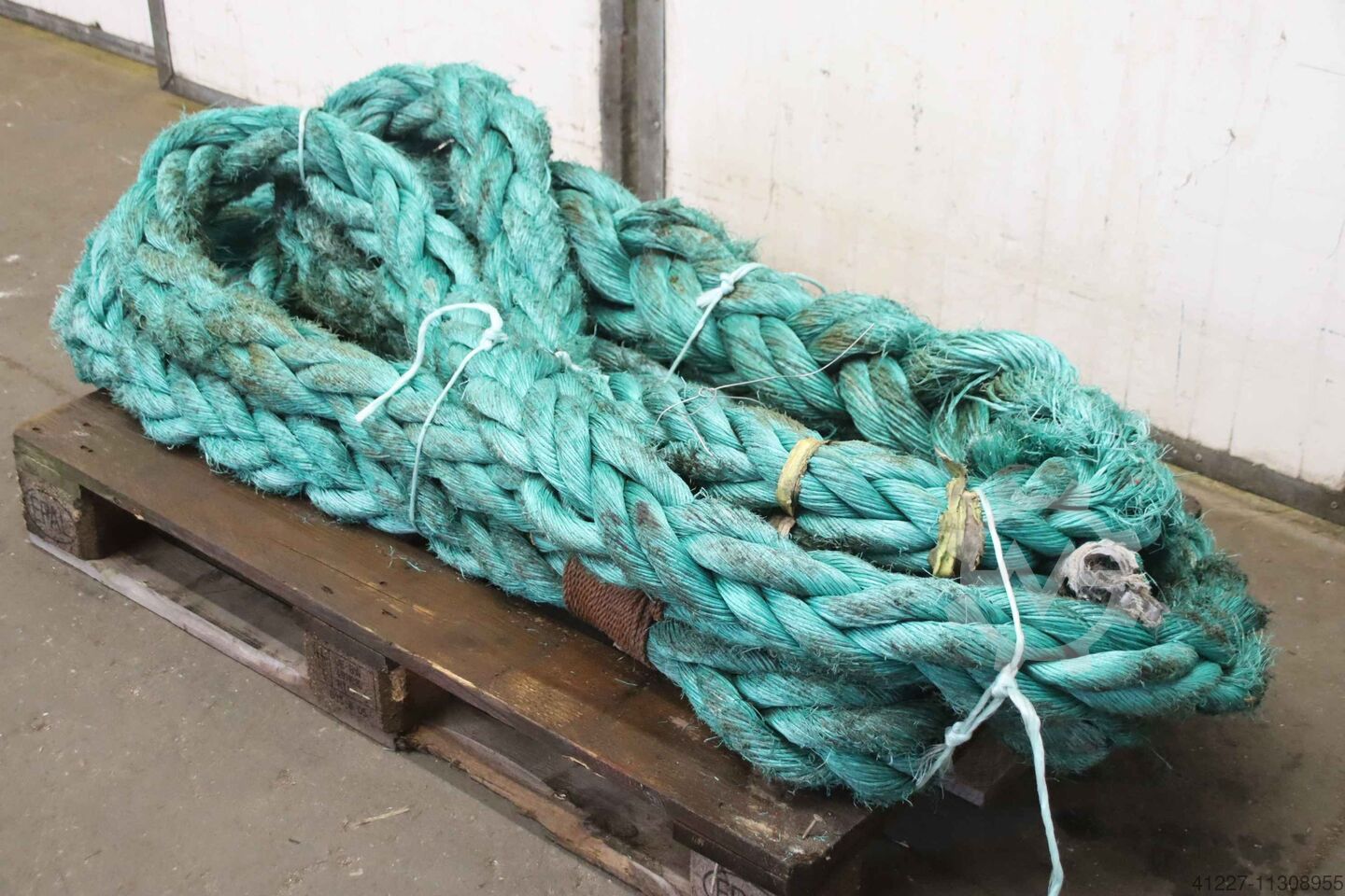 Ship rope Nylon Ø110 mm / 12 m