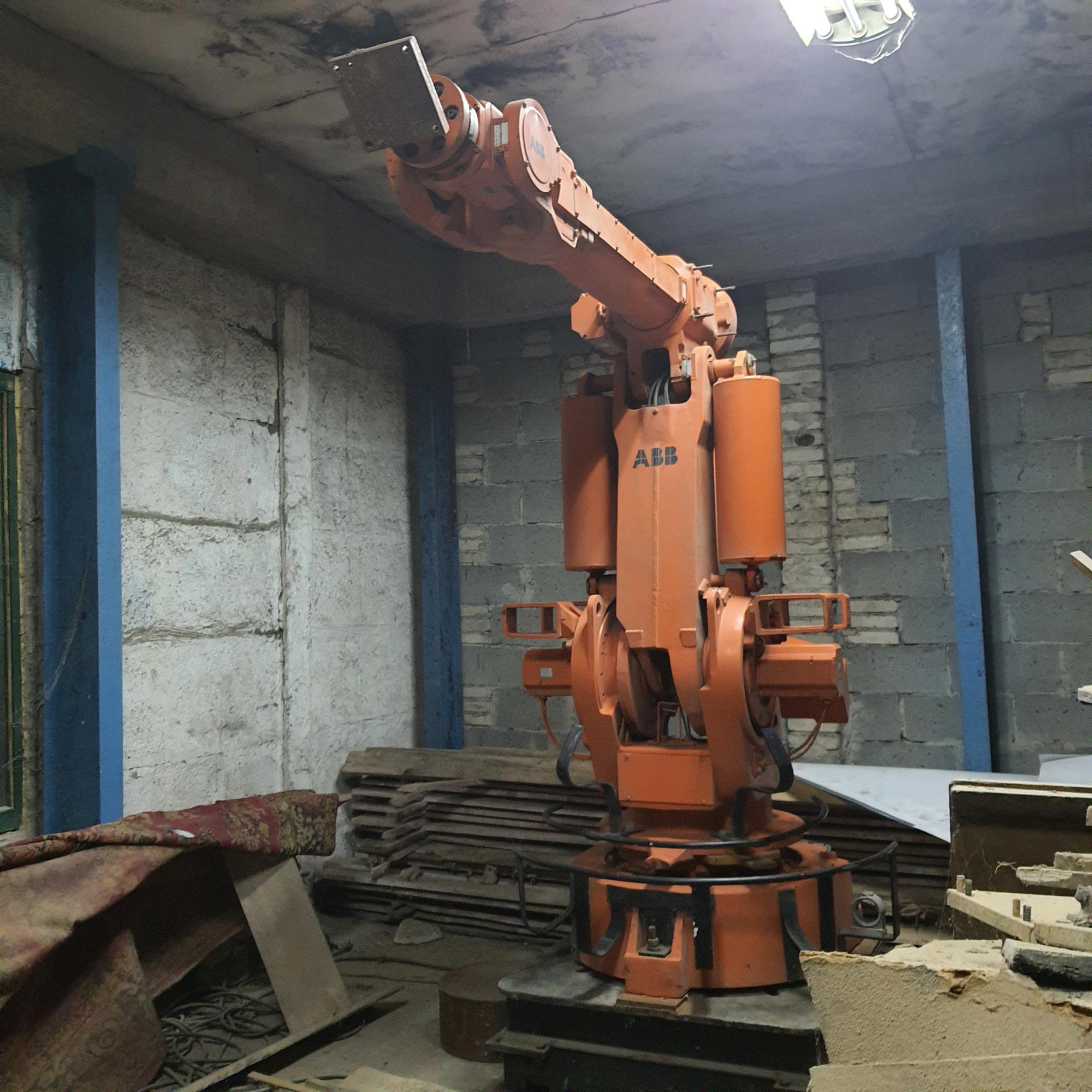 Robot industriel ABB IRB 6400 M97 2.4-150