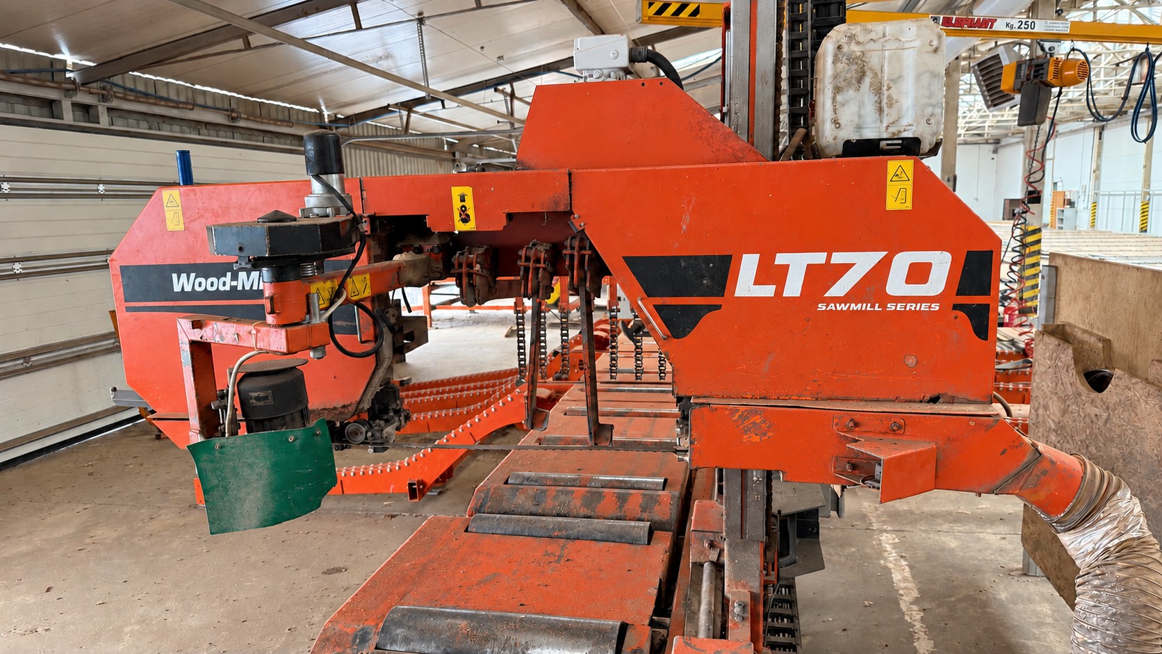 Scie à ruban pour le bois Wood-Mizer LT70SE25SRAHS2-SRP2R complete line
